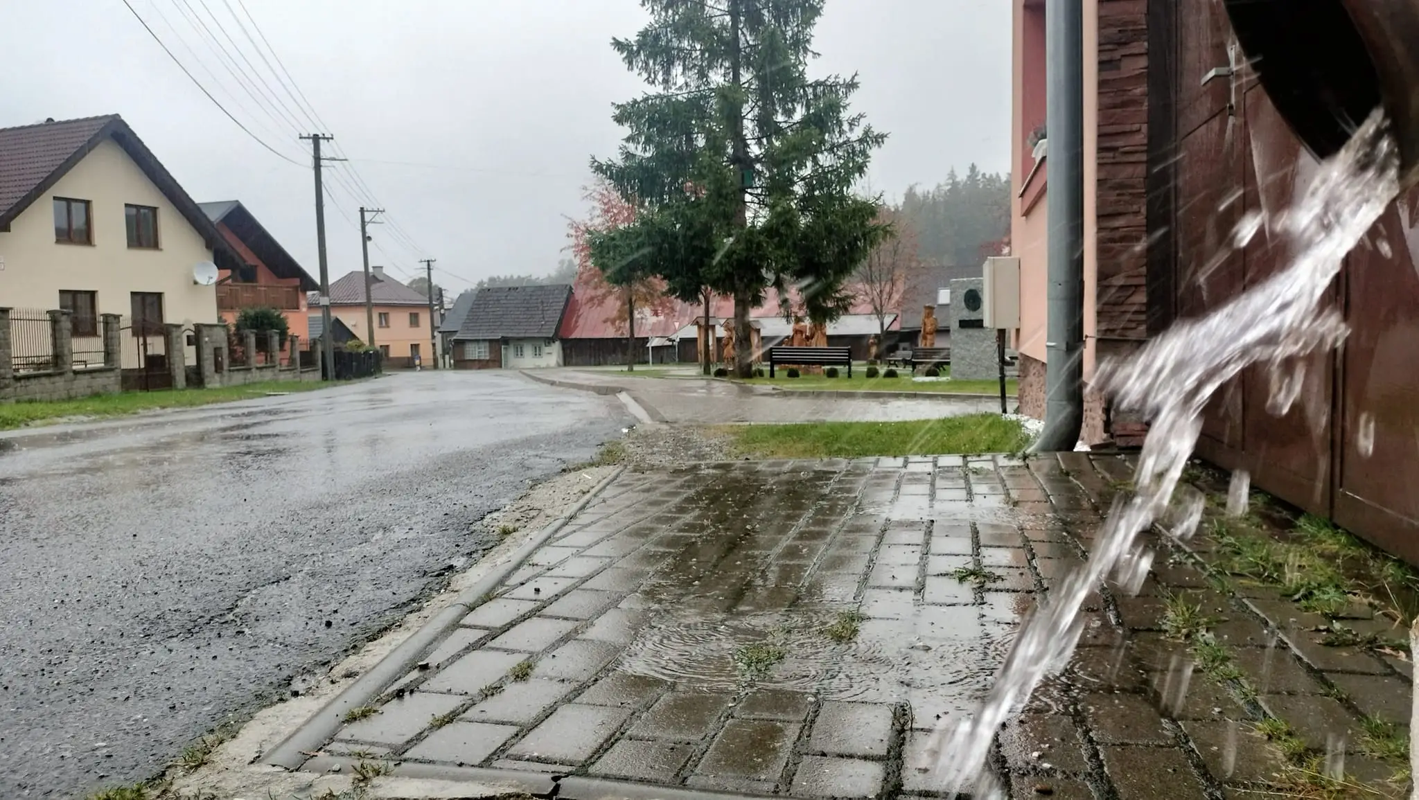 Hustý dážď v Liptovskej Tepličke