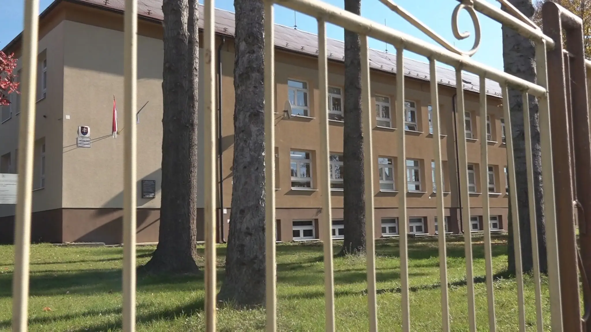 Učiteľka popíjala v škole vodku, nafúkala takmer tri promile