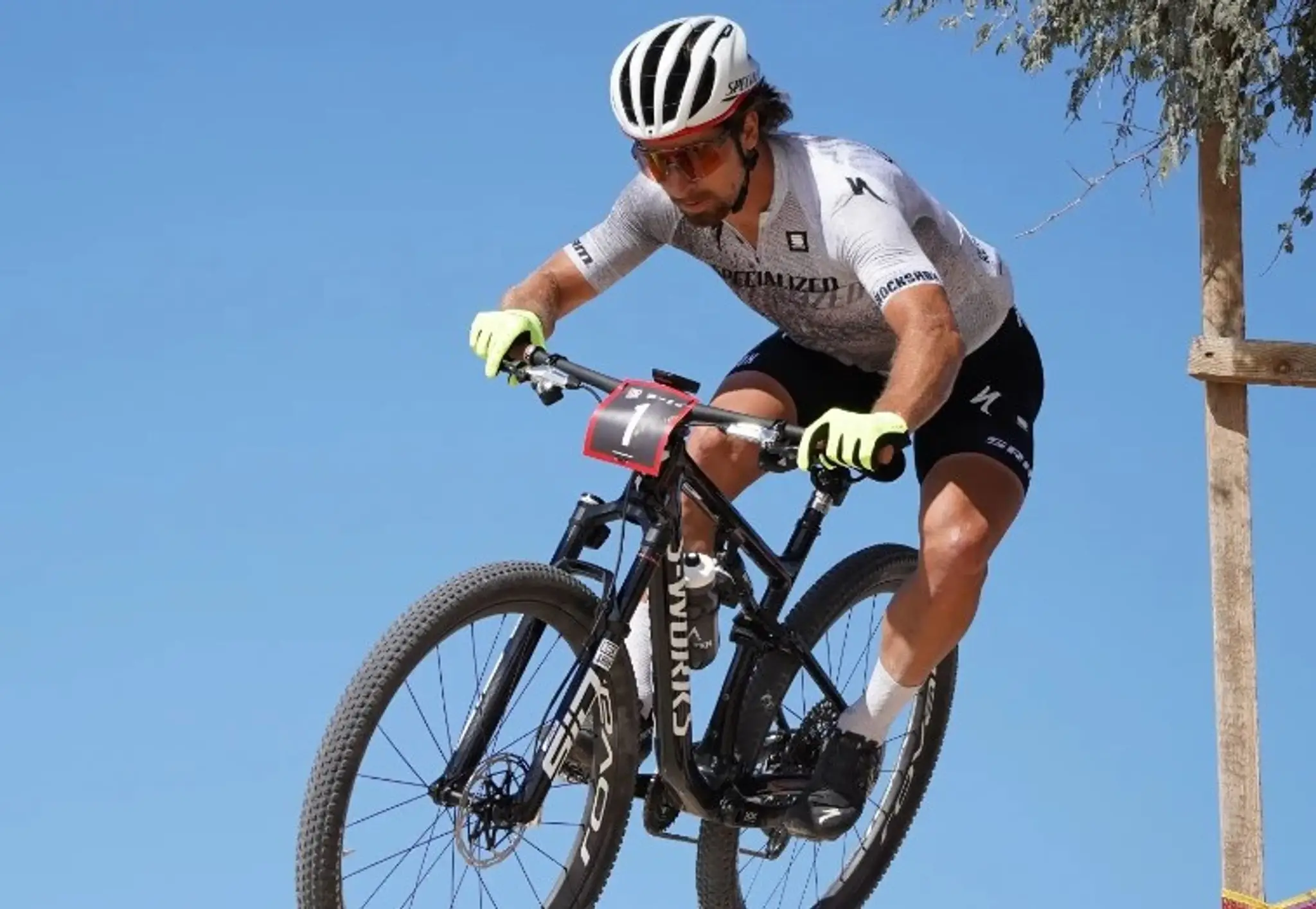 Peter Sagan v drese tímu Specialized Factory Racing