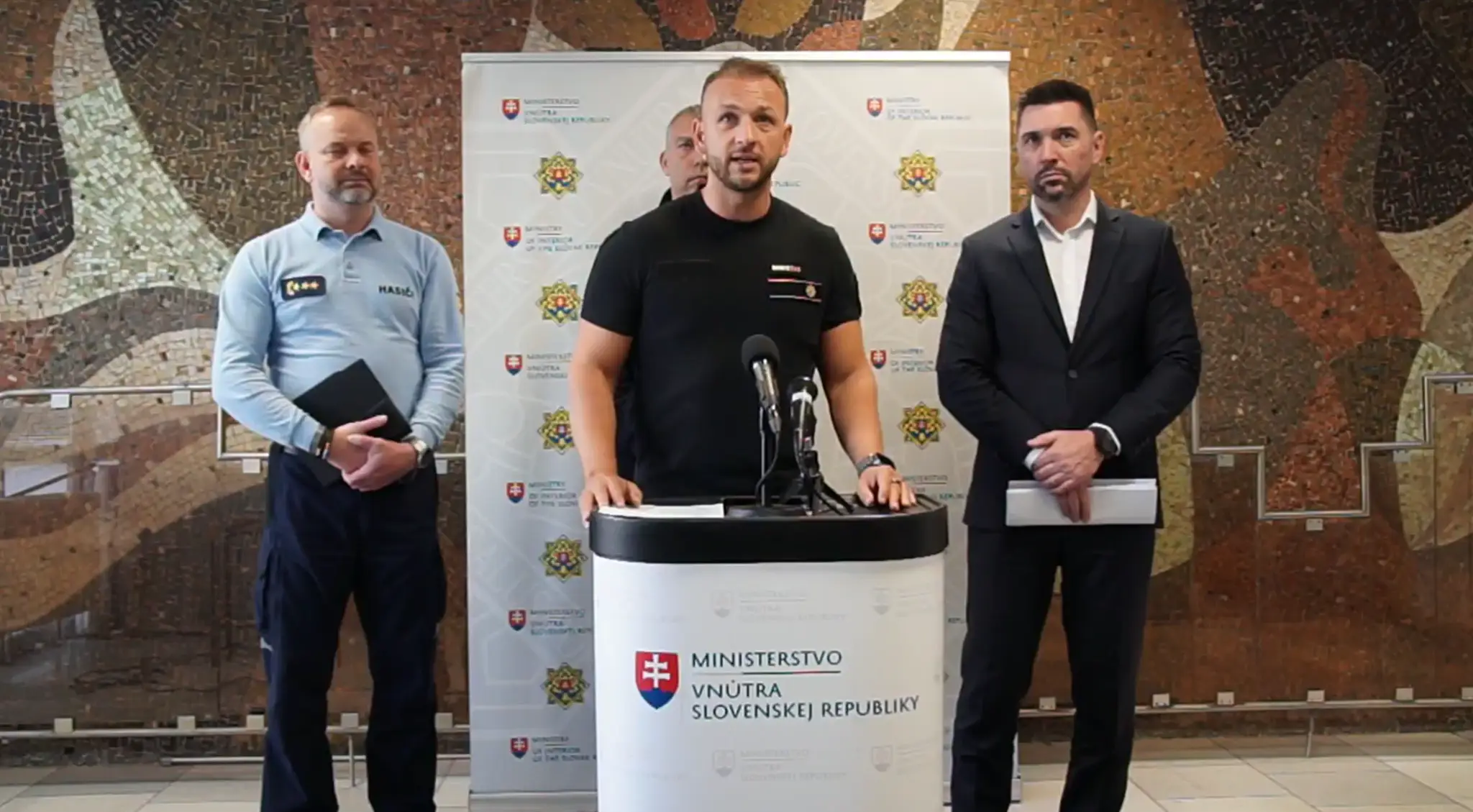 TK ministra Šutaja Eštoka a Richarda Takáča