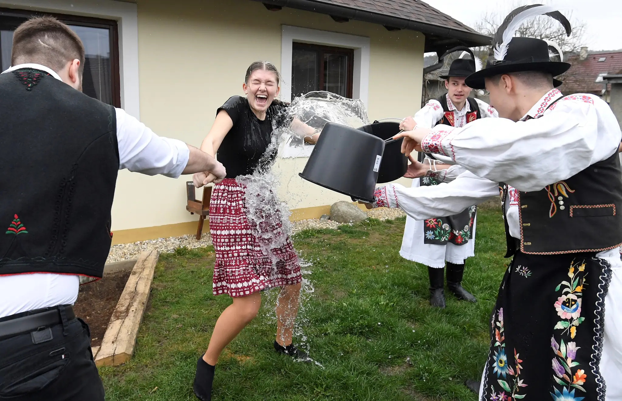 Tradičná oblievačka v obci Družstevná pri Hornáde.