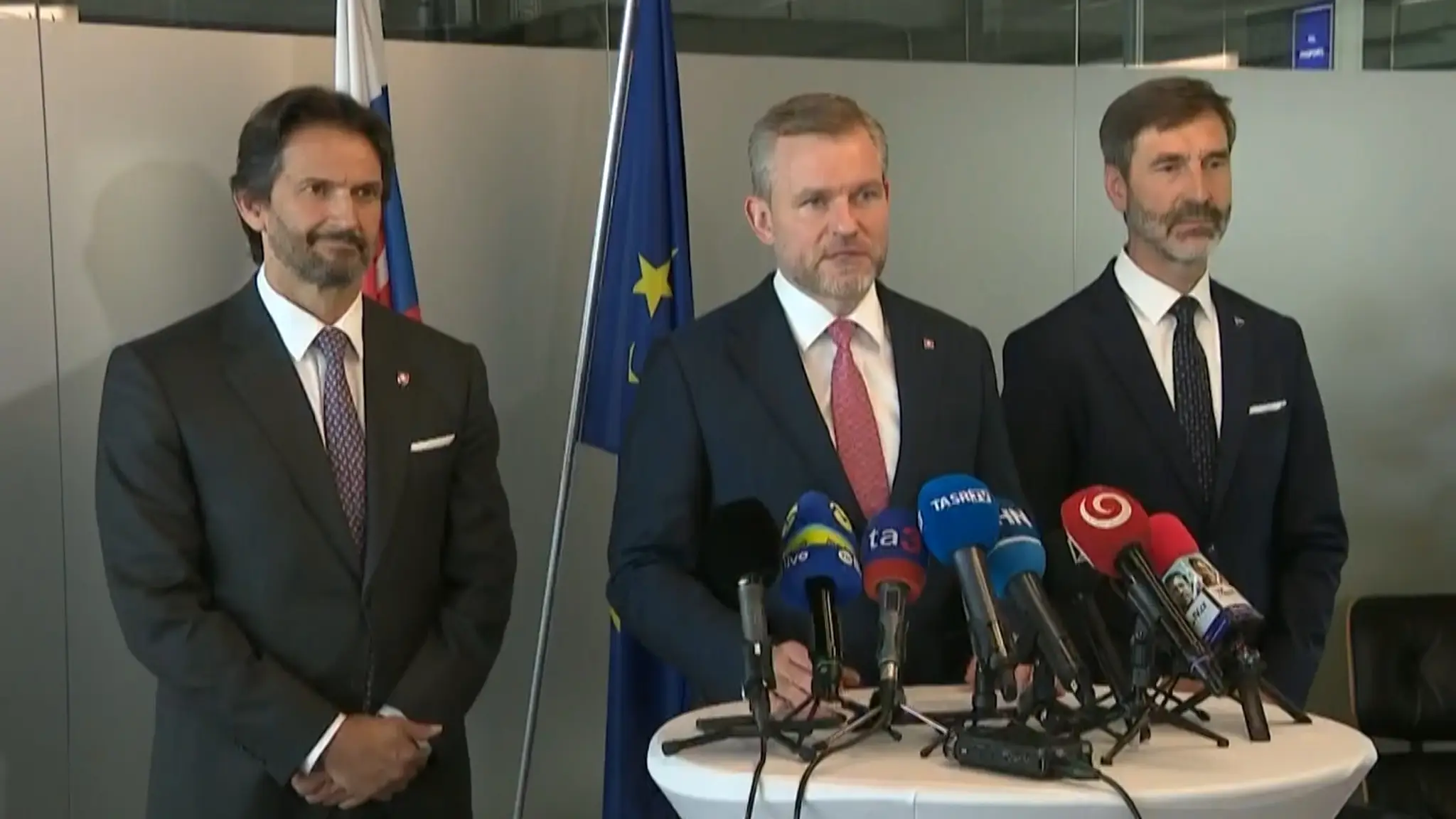 Prezident Peter Pellegrini pred samitom NATO