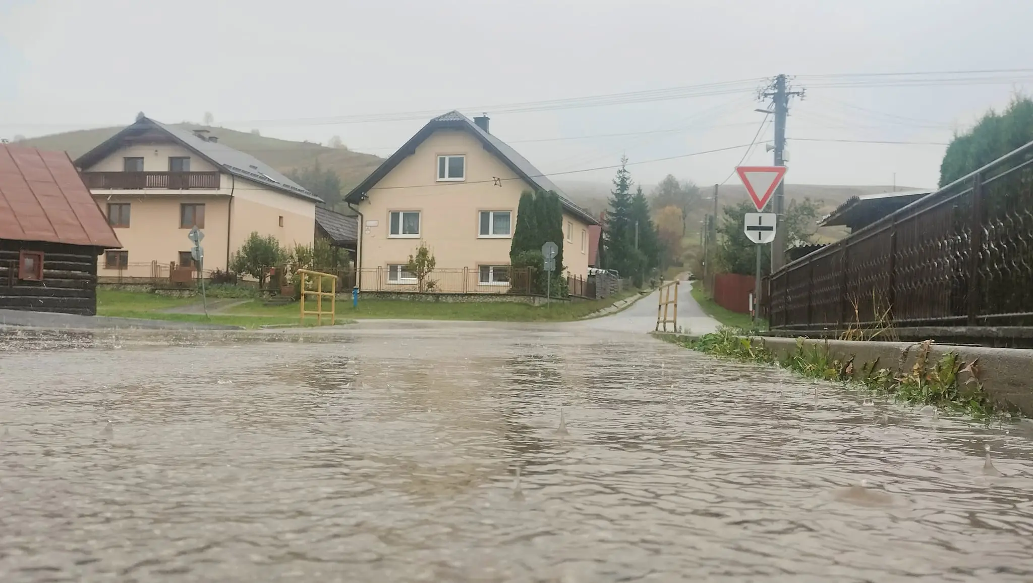 Hustý dážď v Liptovskej Tepličke