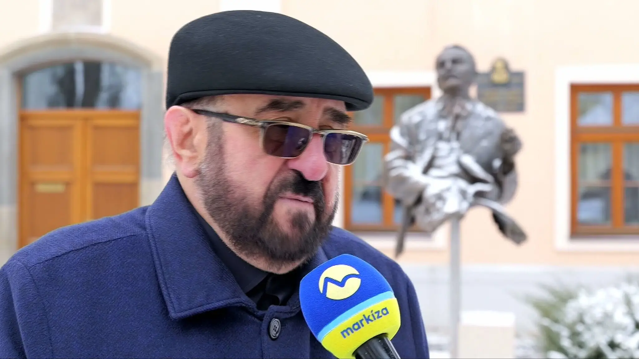 Jan Telensky pripravuje ďalšie sochy.