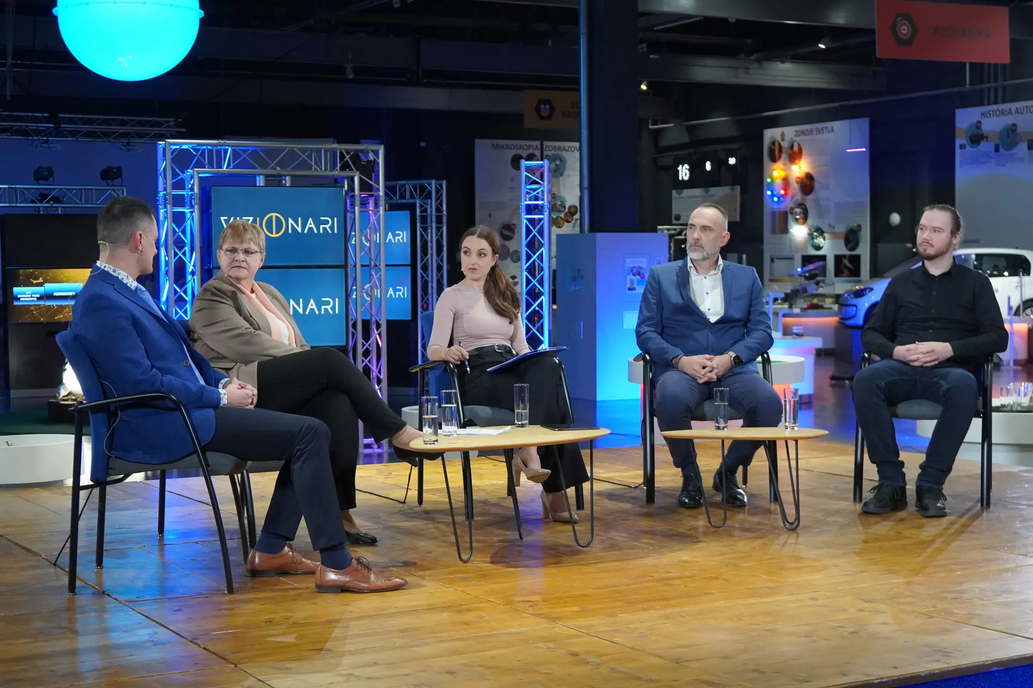 Diskusia Vizionári.