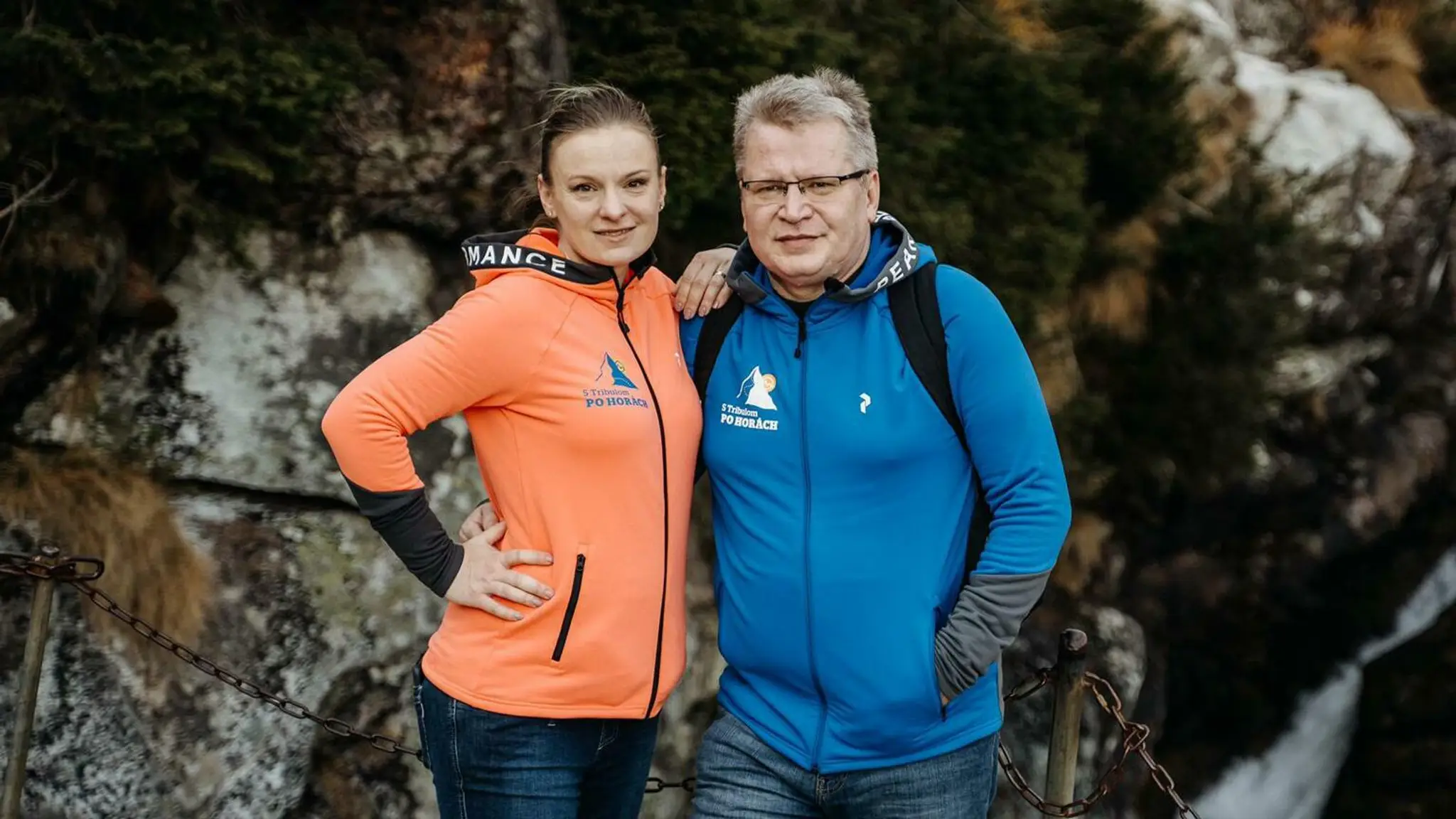Manželia Andrea a Juraj Čurní na túre s Jánom Tribulom.
