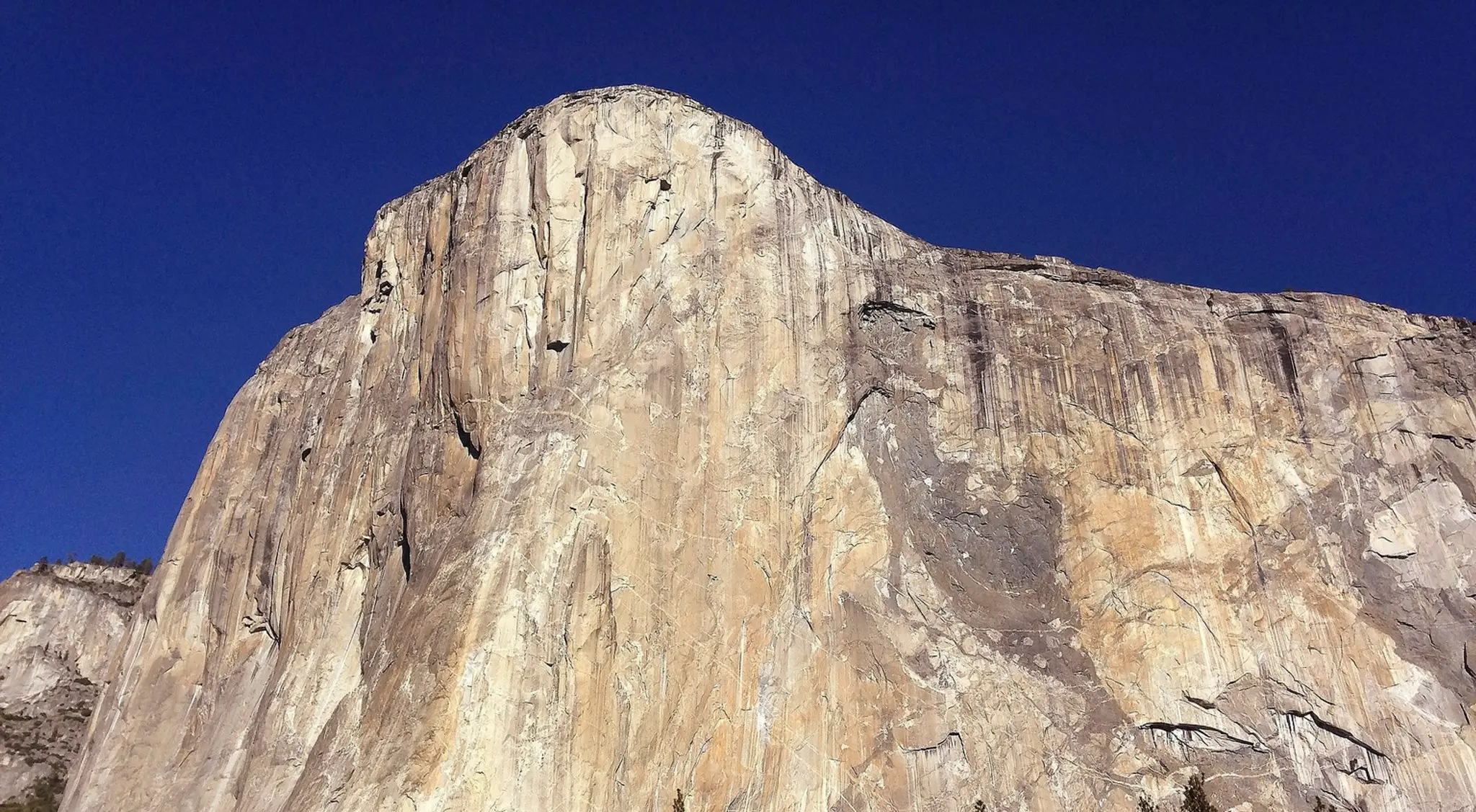 Skalná stena El Capitan v kalifornskom Yosemitskom národnom parku.