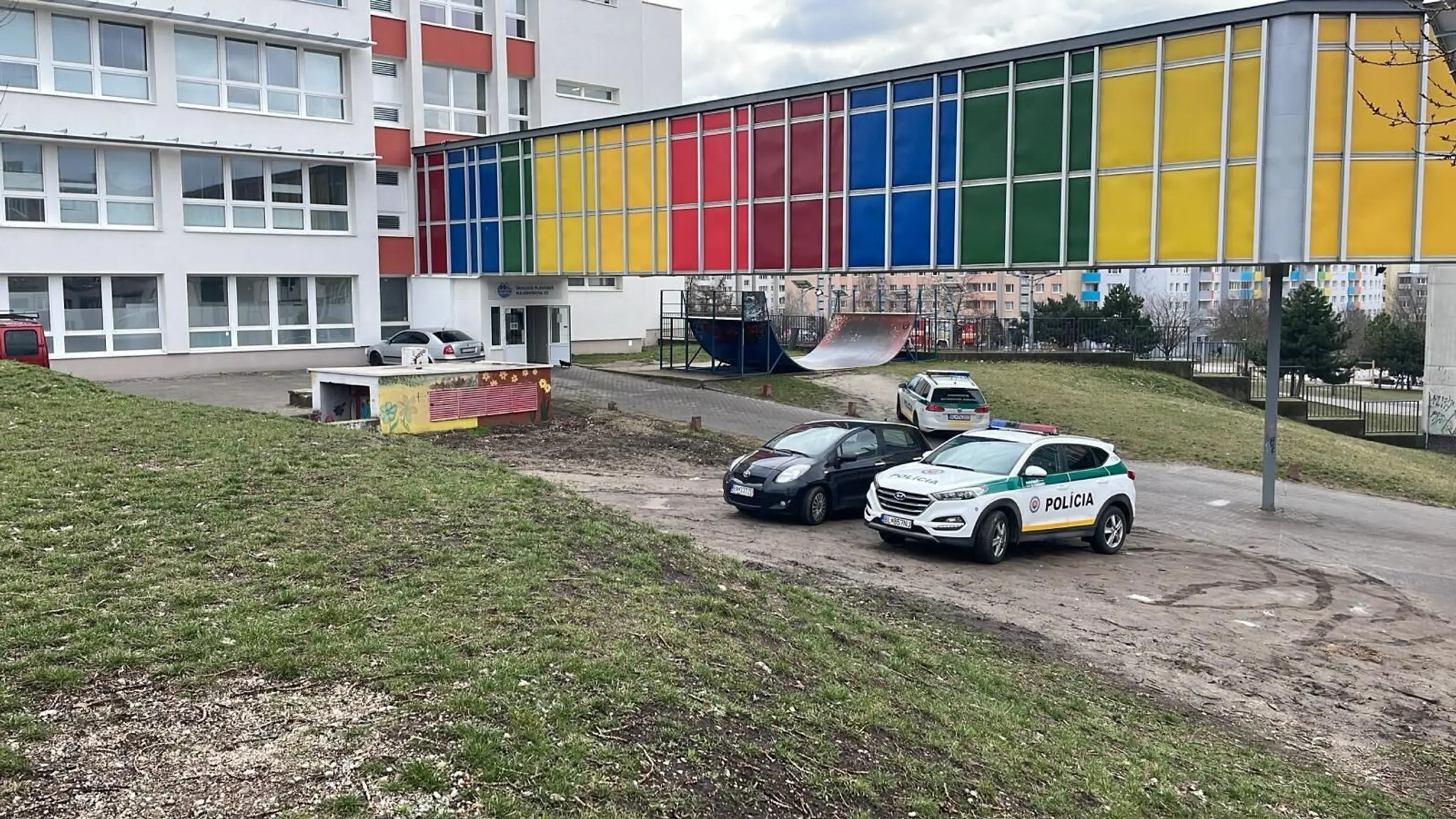 ZŠ v Karlovej Vsi