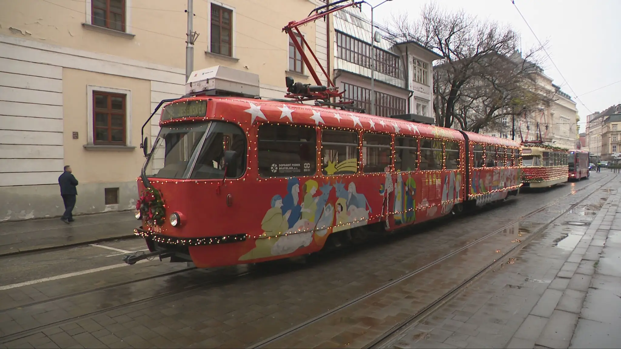 Vianočná električka v Bratislave