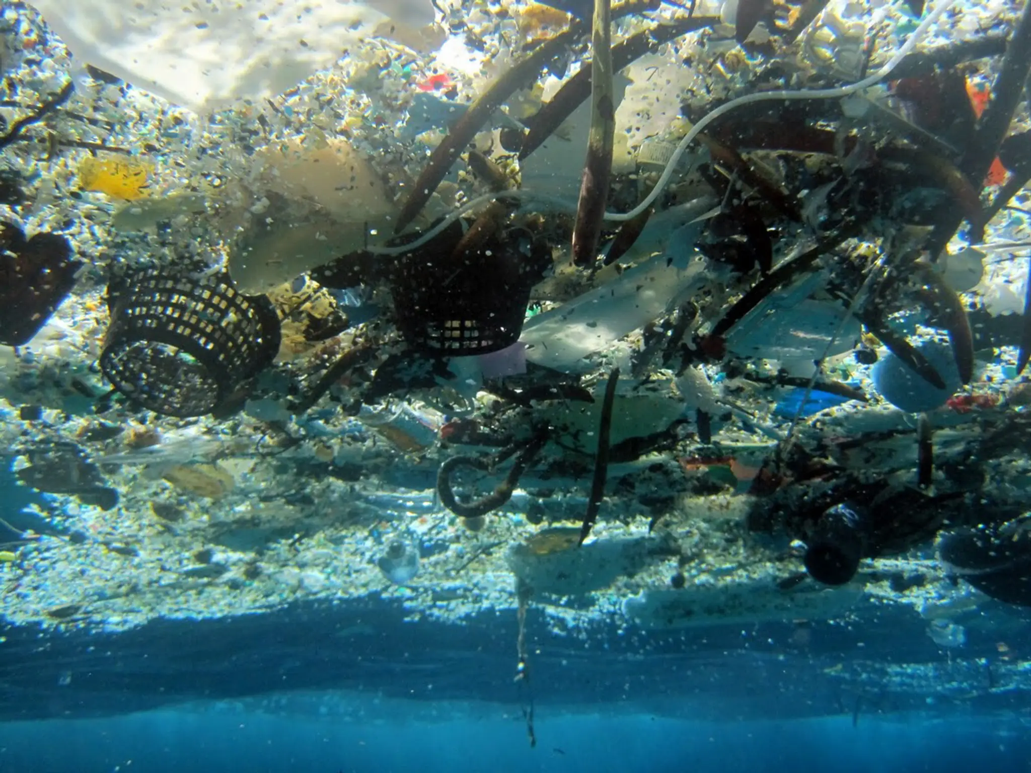 Ocean_Plastics459561208002.jpg