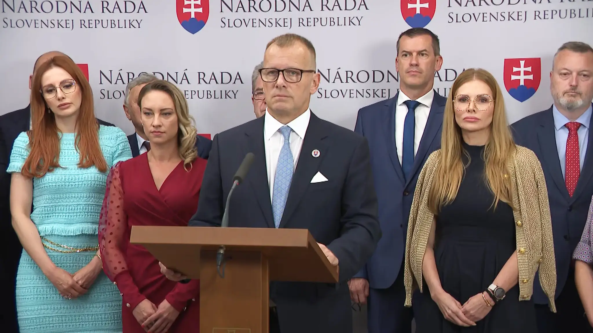Boris Kollár počas tlačovej konferencie pred schôdzou NR SR k jeho odvolávaniu.