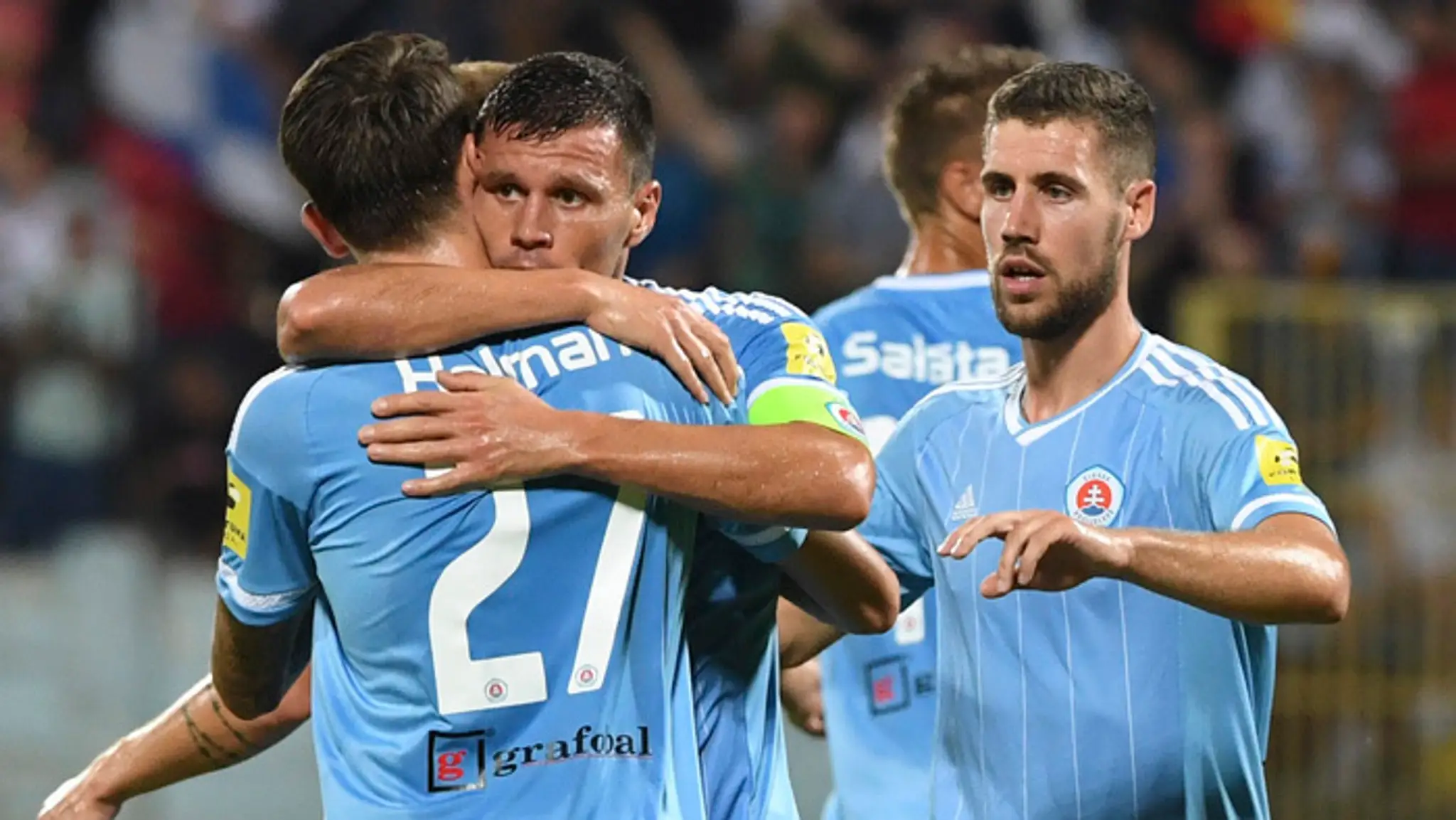 Gólová radosť hráčov Slovana v prvom zápase 3. predkola Európskej ligy proti Rapidu Viedeň.