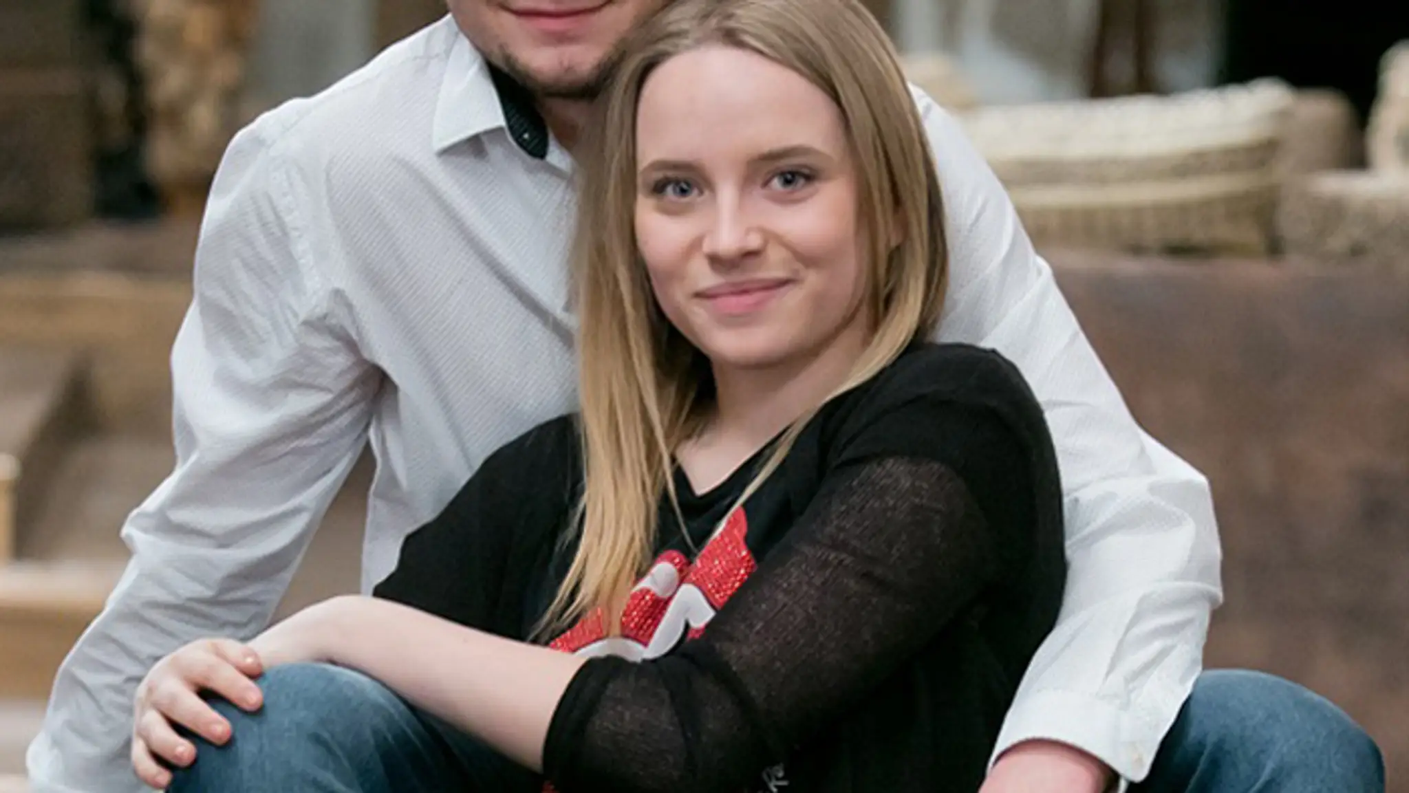 Laura Hritzová v náruči tohto sympaťáka priam kvitne