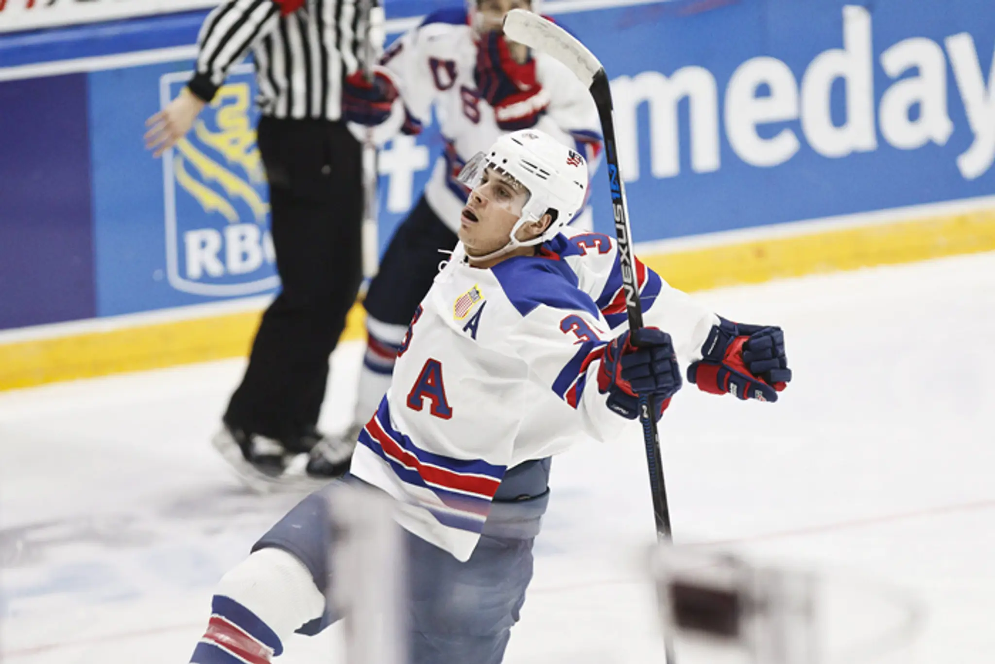 Americký hokejista Auston Matthews.