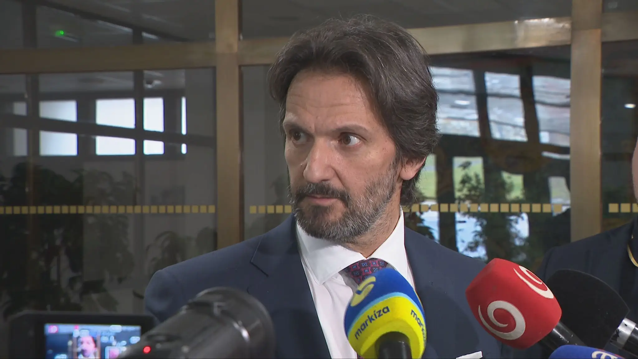 Šéf tajných a Robert Kaliňák sa stretli s poslancami