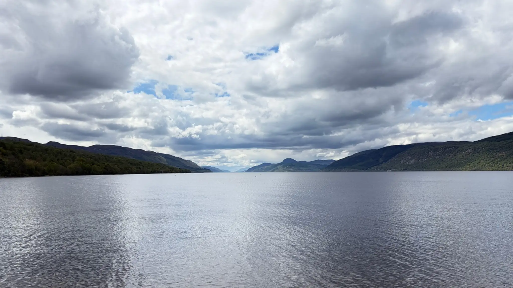 Jazero Loch Ness.