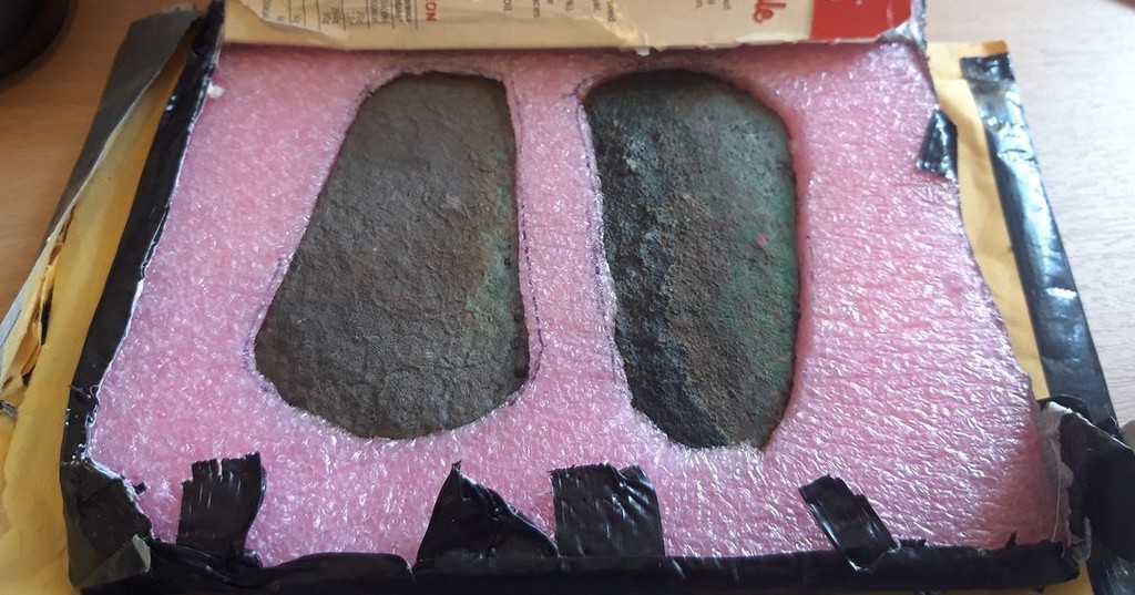 Dve 4000 rokov staré hlavy sekier.