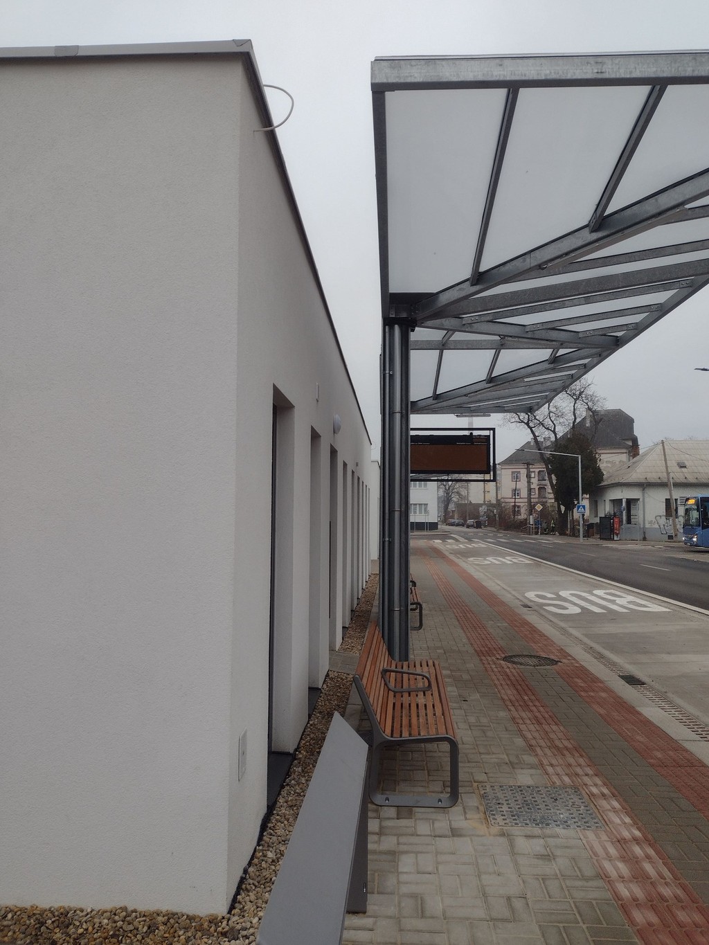 Vynovená autobusová stanica v Trenčíne.