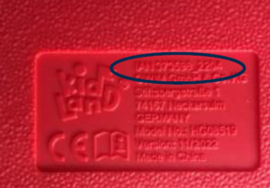 Výrobné číslo nebezpečnej hojdačky, ktorú stiahli z predaja.