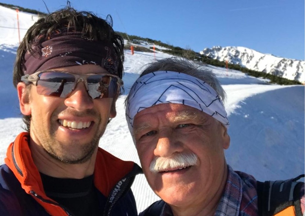 Alexander Slafkovský ml. so svojím otcom