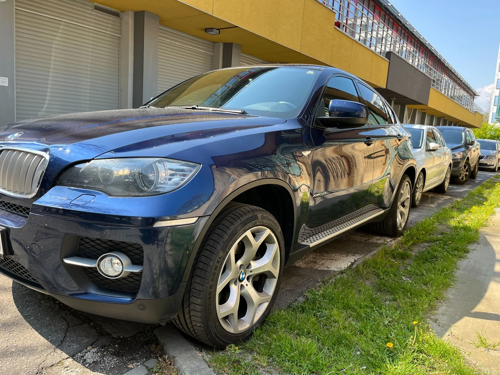 Auto Roberta Fica.