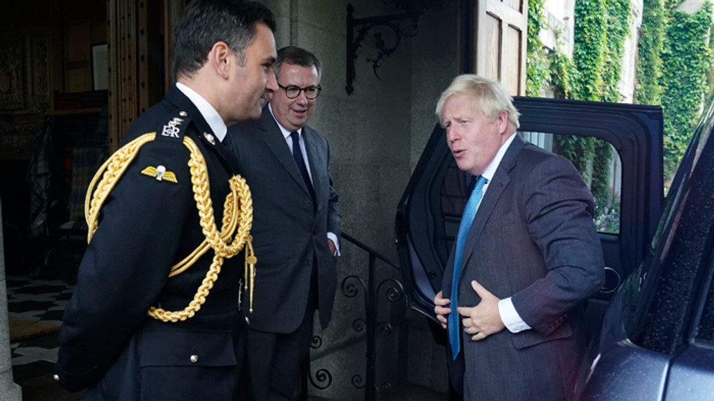 Boris Johnson opustil zámok Balmoral.