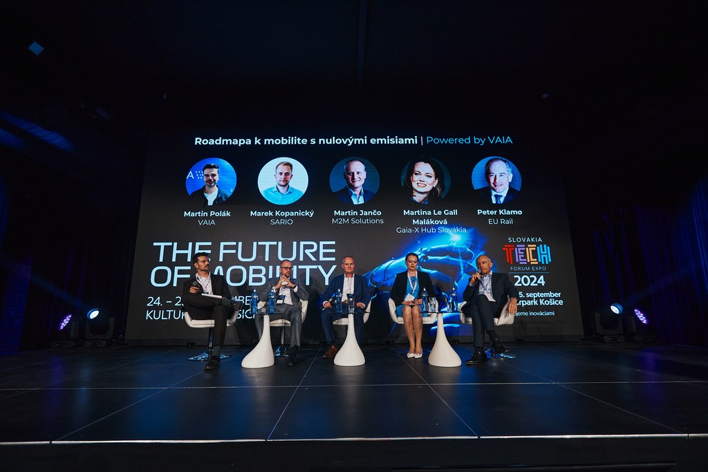 Súčasťou SlovakiaTechu 2024 bolo aj 18 panelových diskusií.