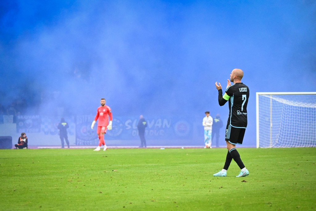 Vladimír Weiss ml. s podporou fanúšikov Slovana