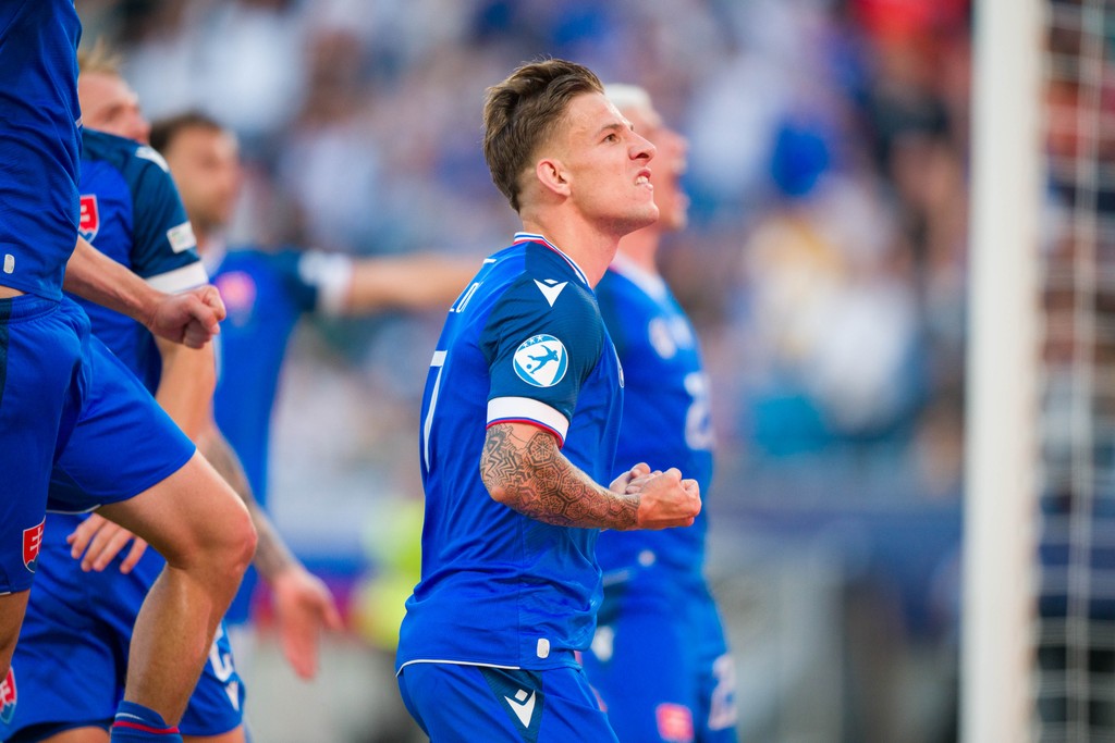 Tomáš Suslov oslavuje gól v slovenskom drese