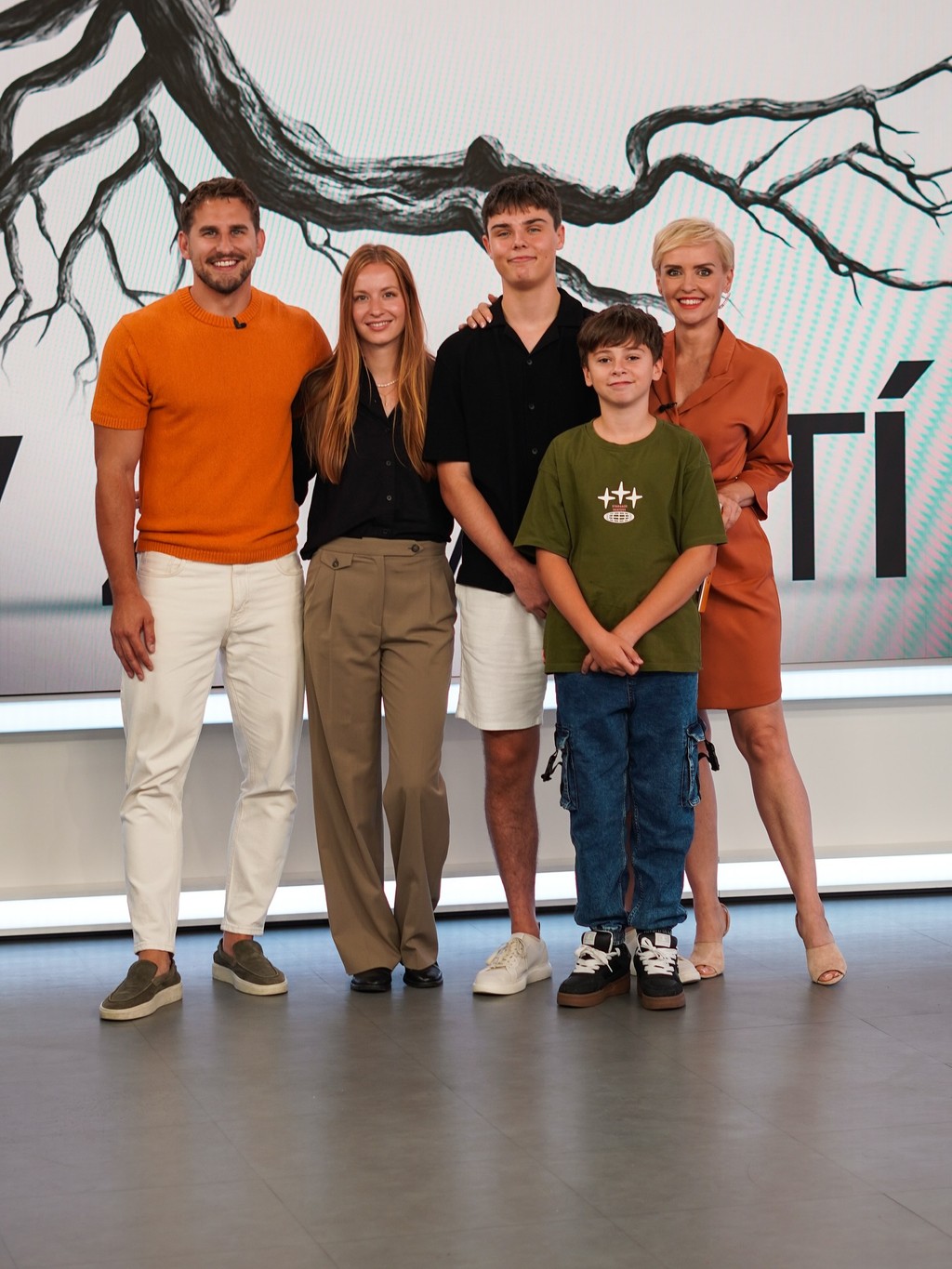 Marek Polomský, Simona Kollárová, Alex Šajban, Ján Dubníček a Kveta Horváthová v relácii Teleráno