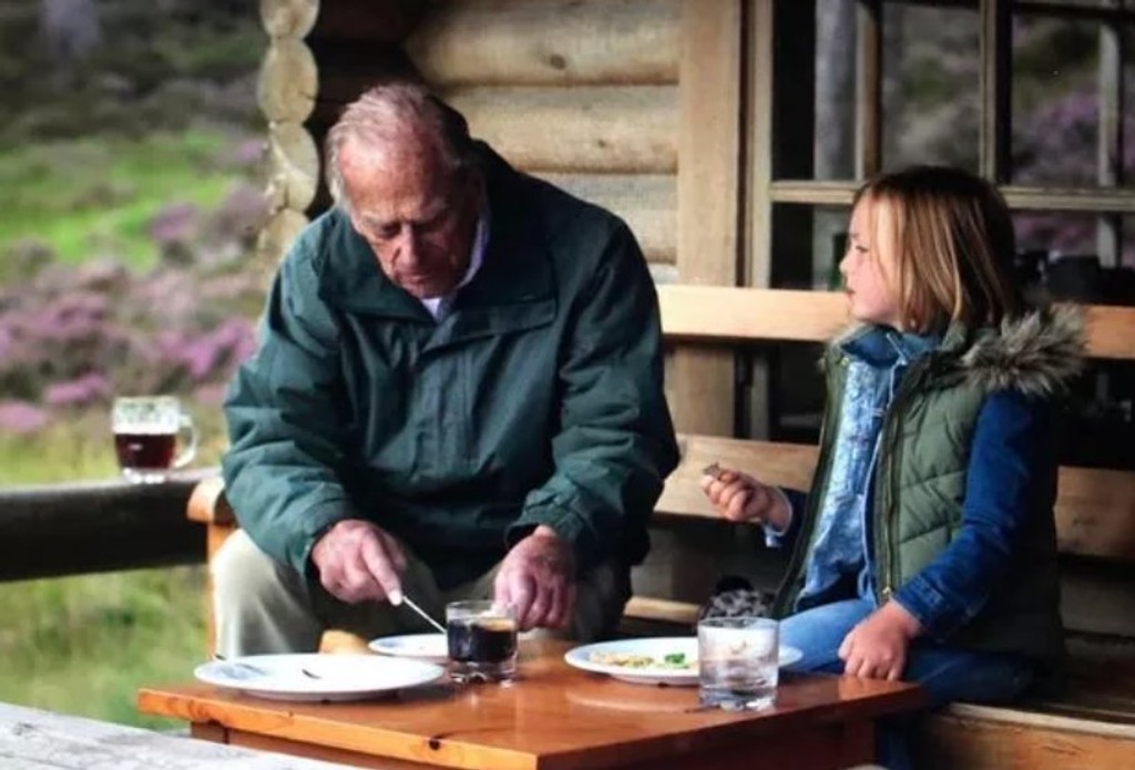 Vojvoda z Edinburghu a Mia. 