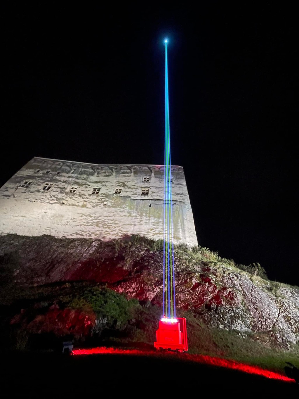 Trenčiansky hrad laser