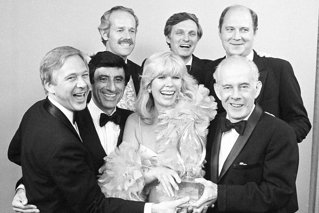 Loretta Swit a herci seriálu M.A.S.H.