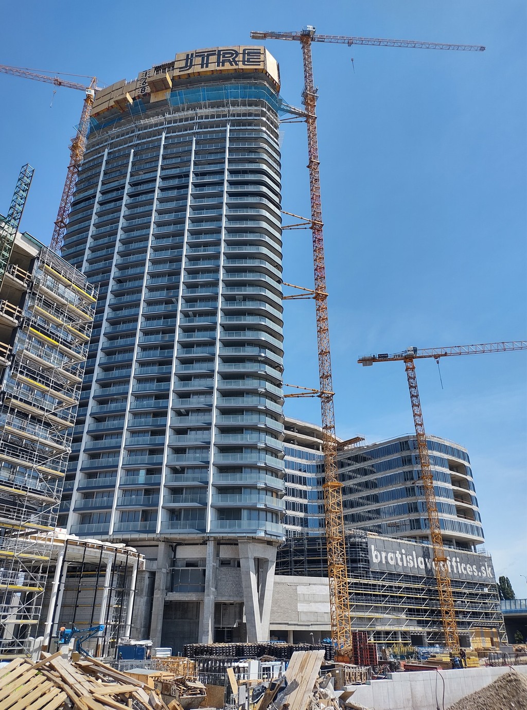 Výstavba Eurovea Tower je v plnom prúde.