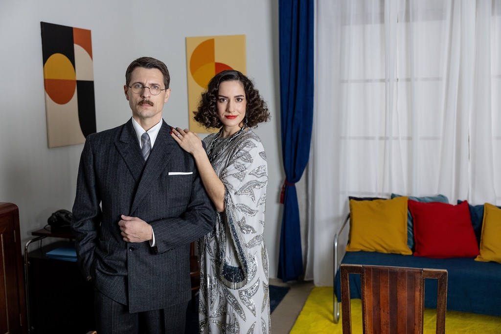 Juraj Loj a Barbora Bezáková v seriáli Dunaj, k vaľim službám