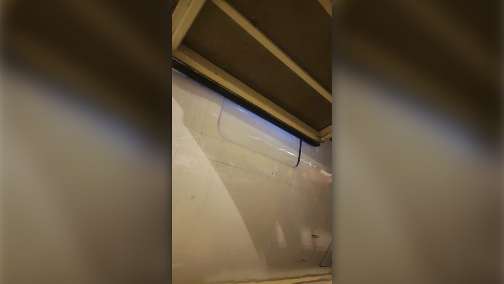 Vládny špeciál - poškodenie