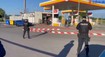 FOTO+VIDEO: Divoký začiatok týždňa v Trenčíne. Na benzínke sa strieľalo