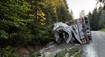 Vodič skončil s betónovou zmesou mimo cesty. Za volant si sadol poriadne opitý