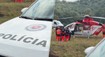 VIDEO: Výbuch a požiar neďaleko Trenčína. Pri prepúšťaní plynu z jednej nádrže do druhej sa zranili dvaja ľudia