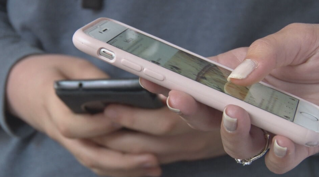 Dali by ste partnerovi heslo do mobilu? Vieme, čo robí väčšina Slovákov