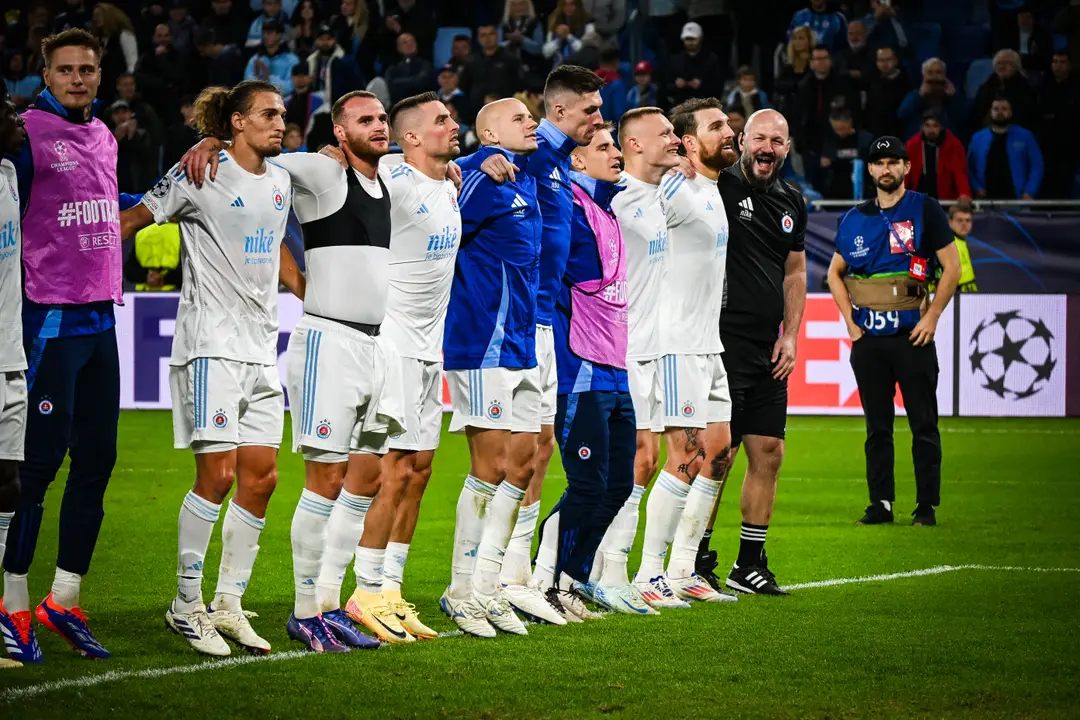Hráči Slovana ďakujú fanúšikom