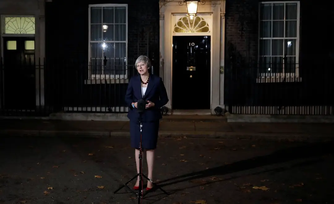Britská premiérka Theresa Mayová oznámila, že jej kabinet schválil dohodu o brexite.