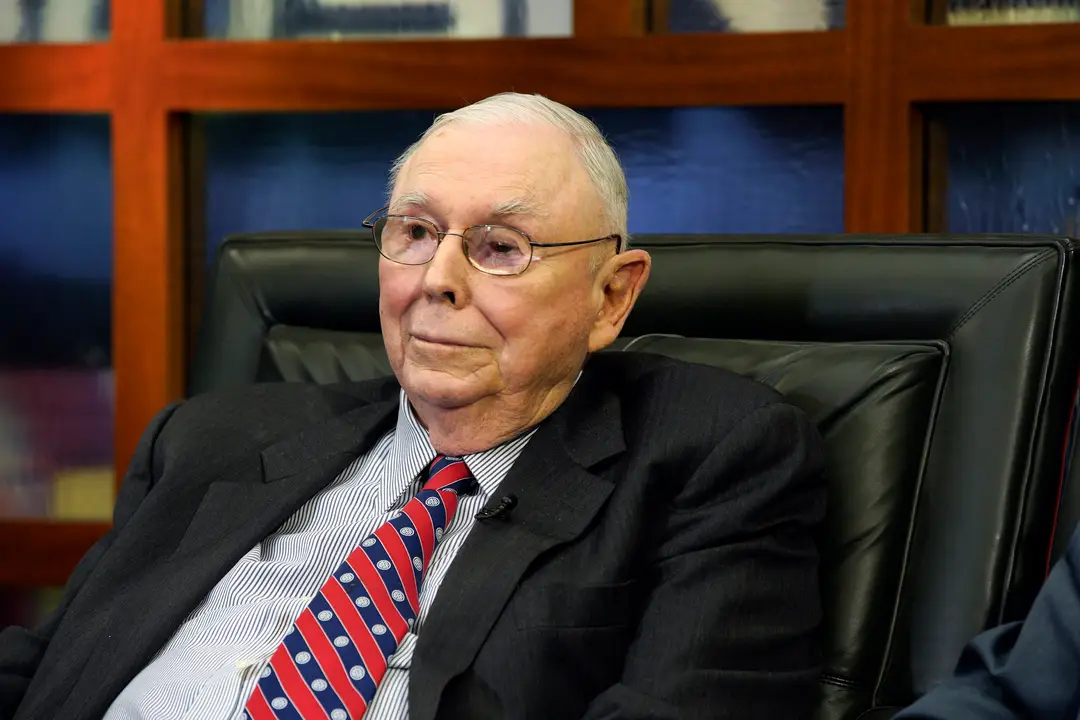 Zomrel miliardár Charlie Munger.