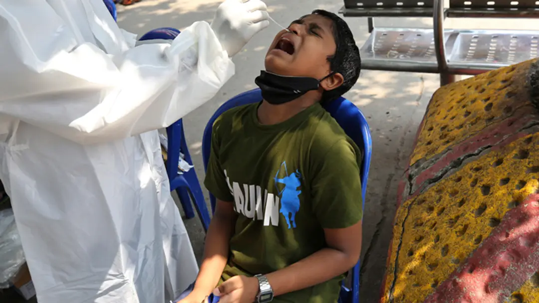 India patrí ku krajinám, ktoré sú aktuálne najviac zasiahnuté epidémiou koronavírusu.