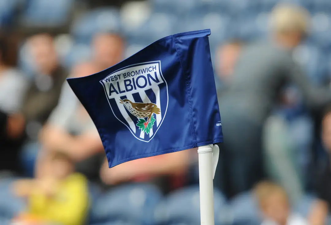 Rohová zástavka na štadióne Hawthorns, kde sídli klub West Bromwich Albion.