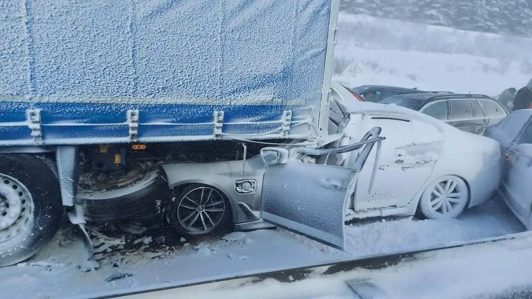 Hromadná nehoda pod Tatrami.