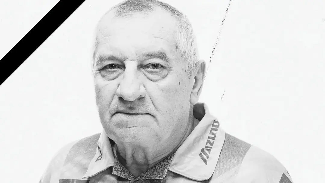 Zomrel Miroslav Kráľ. (cropped)