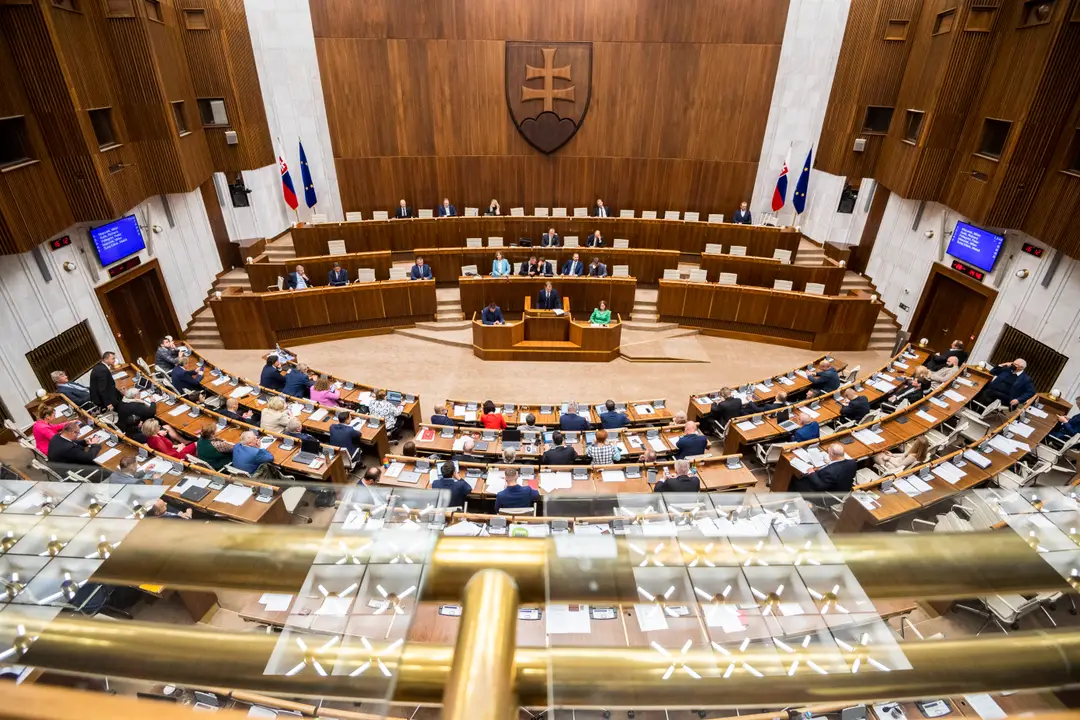 Parlament.