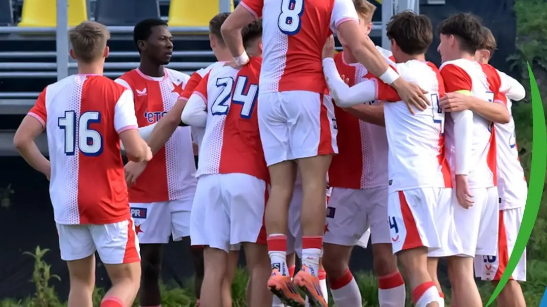 Mladíci Slavie Praha uspeli nad Arsenalom (cropped)