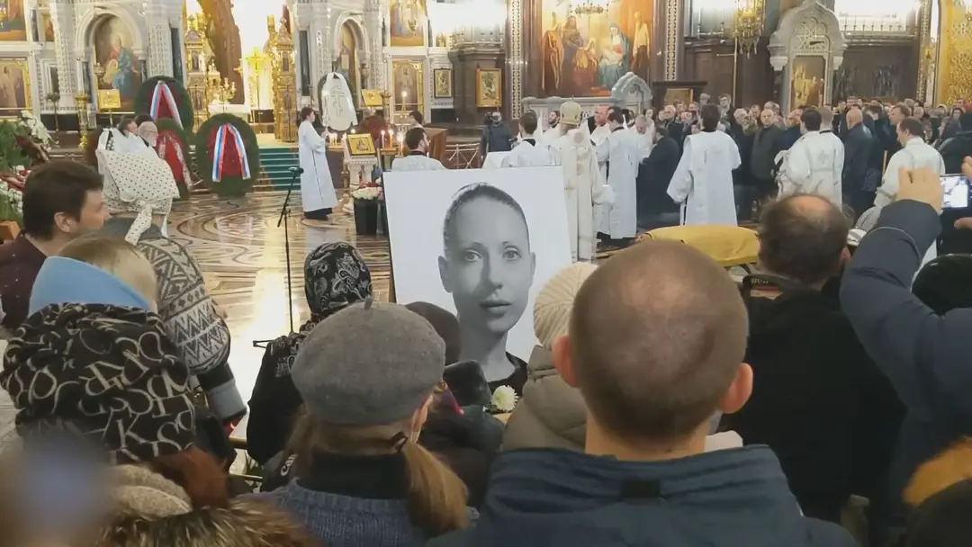 Pohreb Inny Čurikovovej.